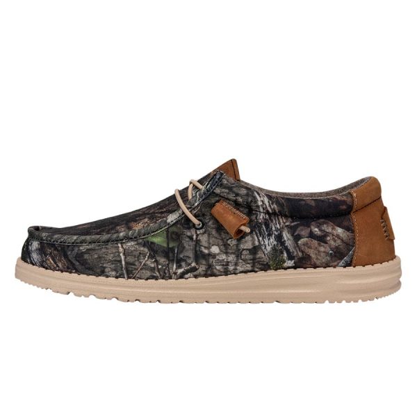 Wally Mossy Oak Country DNA